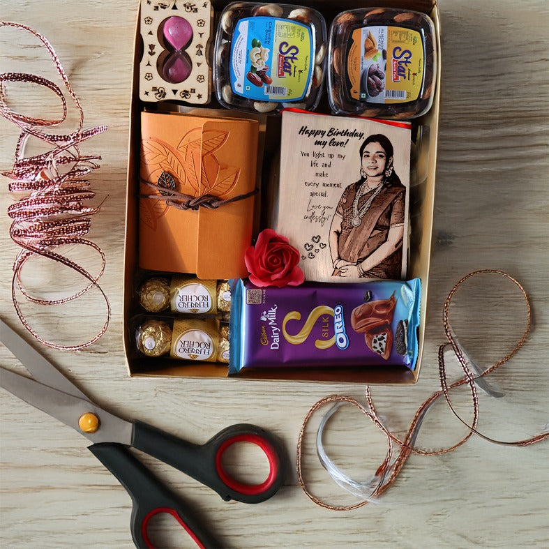 Golden Memories Gift Hamper : COMBO NO. 5