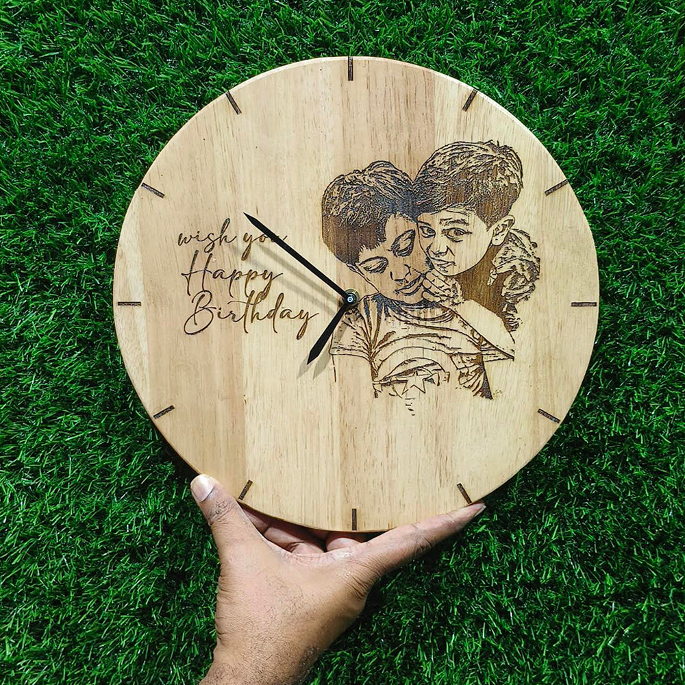 Wooden Engraved Wall Clock – 24x24 cm (Memento)