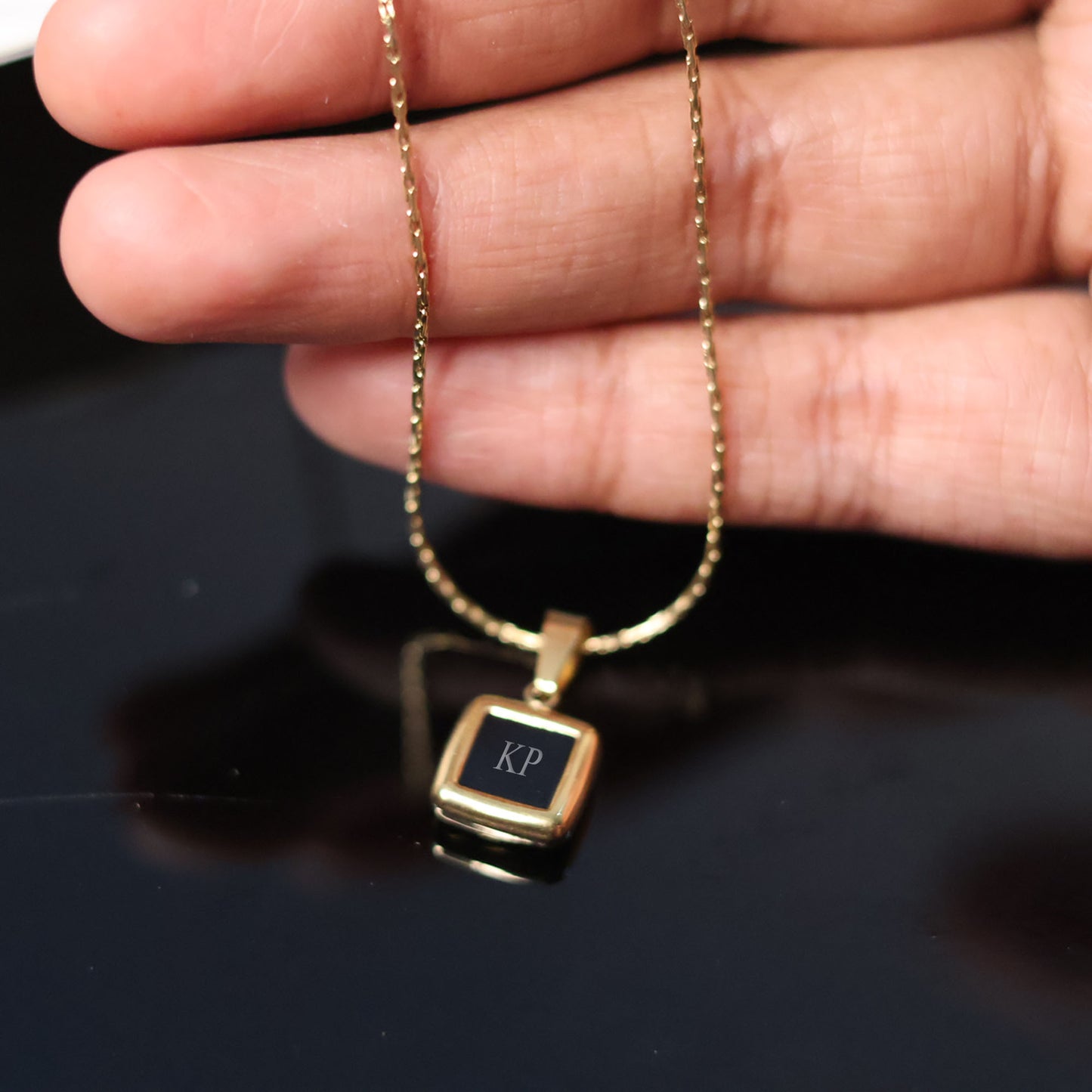 Personalized Initial Pendant Necklace – Custom Engraved Square Name Necklace (18)