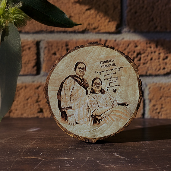 Personalized round Wooden Gift Plaque with bark  - 20x20cm Custom Printed Keepsake for Birthdays, Anniversaries, Weddings, and Special Occasions (Bark type)