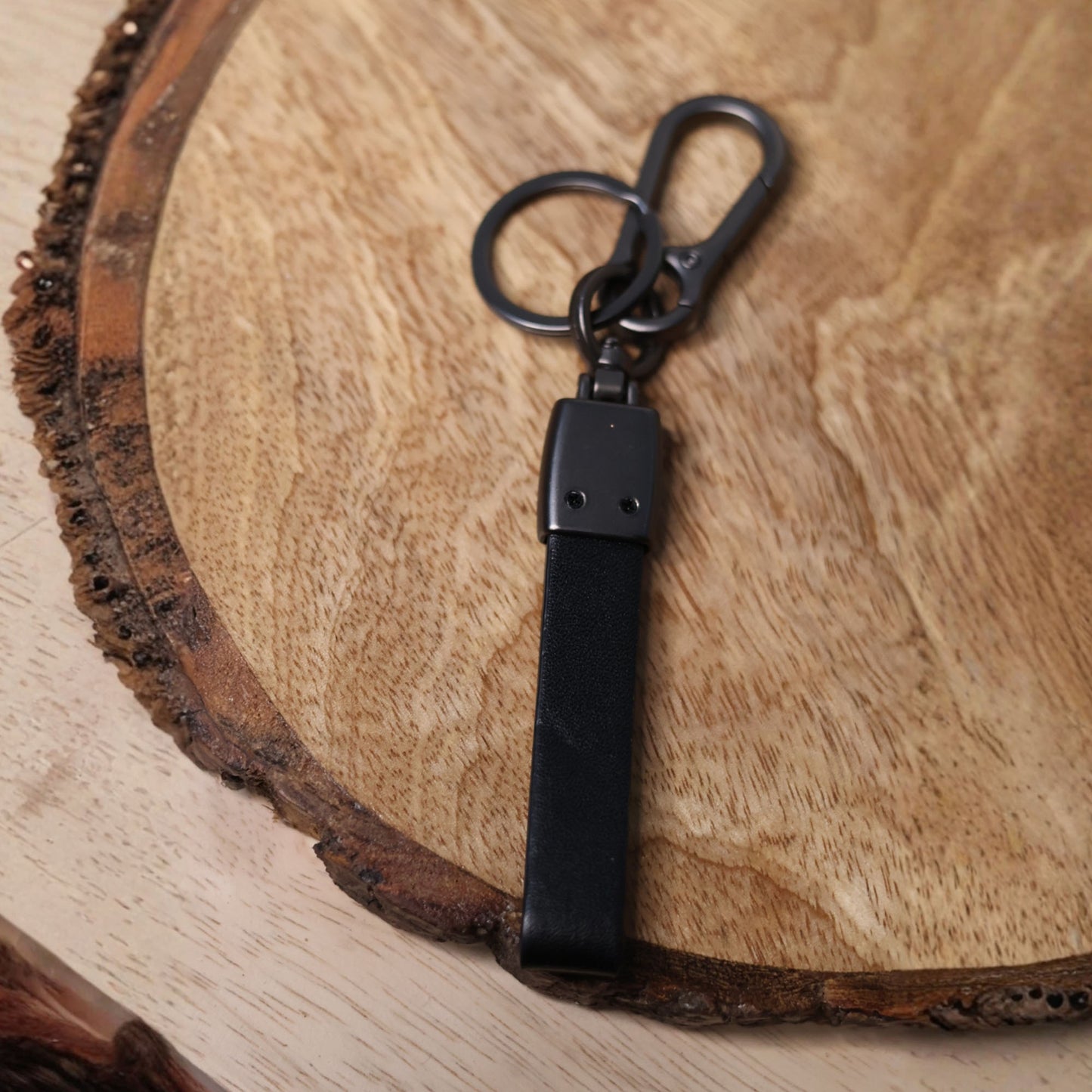 Personalized Royal Enfield Leather Keychain – Custom Engraved Motorcycle Key Holder with Metal Carabiner Clip