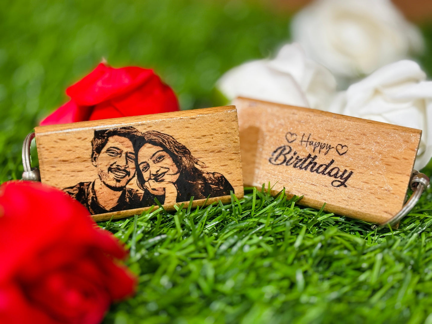 Personalized wooden keychain plaque, 4x7cm, custom engraving for birthdays, anniversaries, weddings, and more. A perfect keepsake for your special moments! 🗝️✨