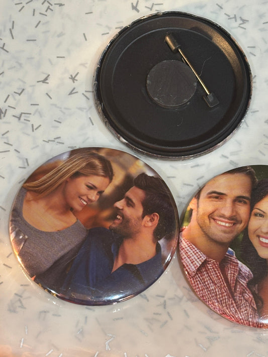 Custom Photo Pin Badge – Round (58mm)