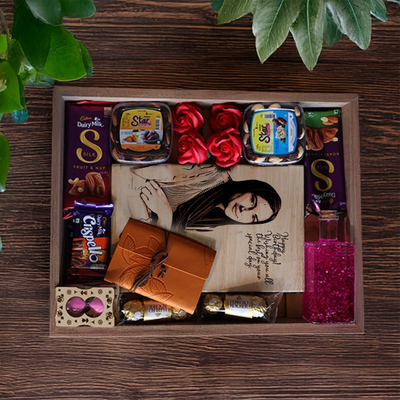 Golden Memories Gift Hamper : COMBO NO. 4