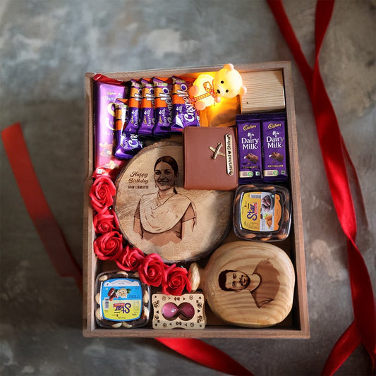 "Personalized Love & Treats Hamper : COMBO NO. 2